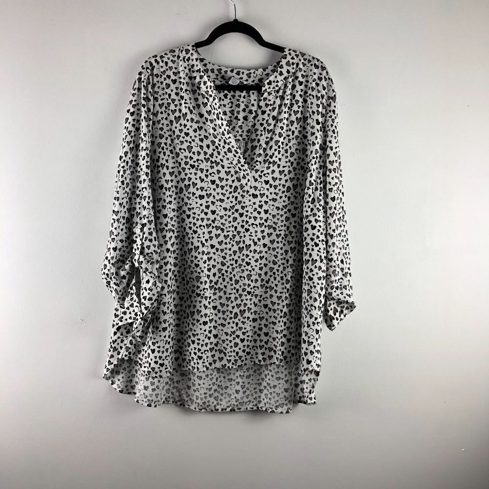 Carolina Belle long sleeve high low v-neck top 2X